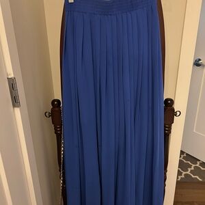 Banana Republic Blue Pleated Maxi Skirt Resort Wear